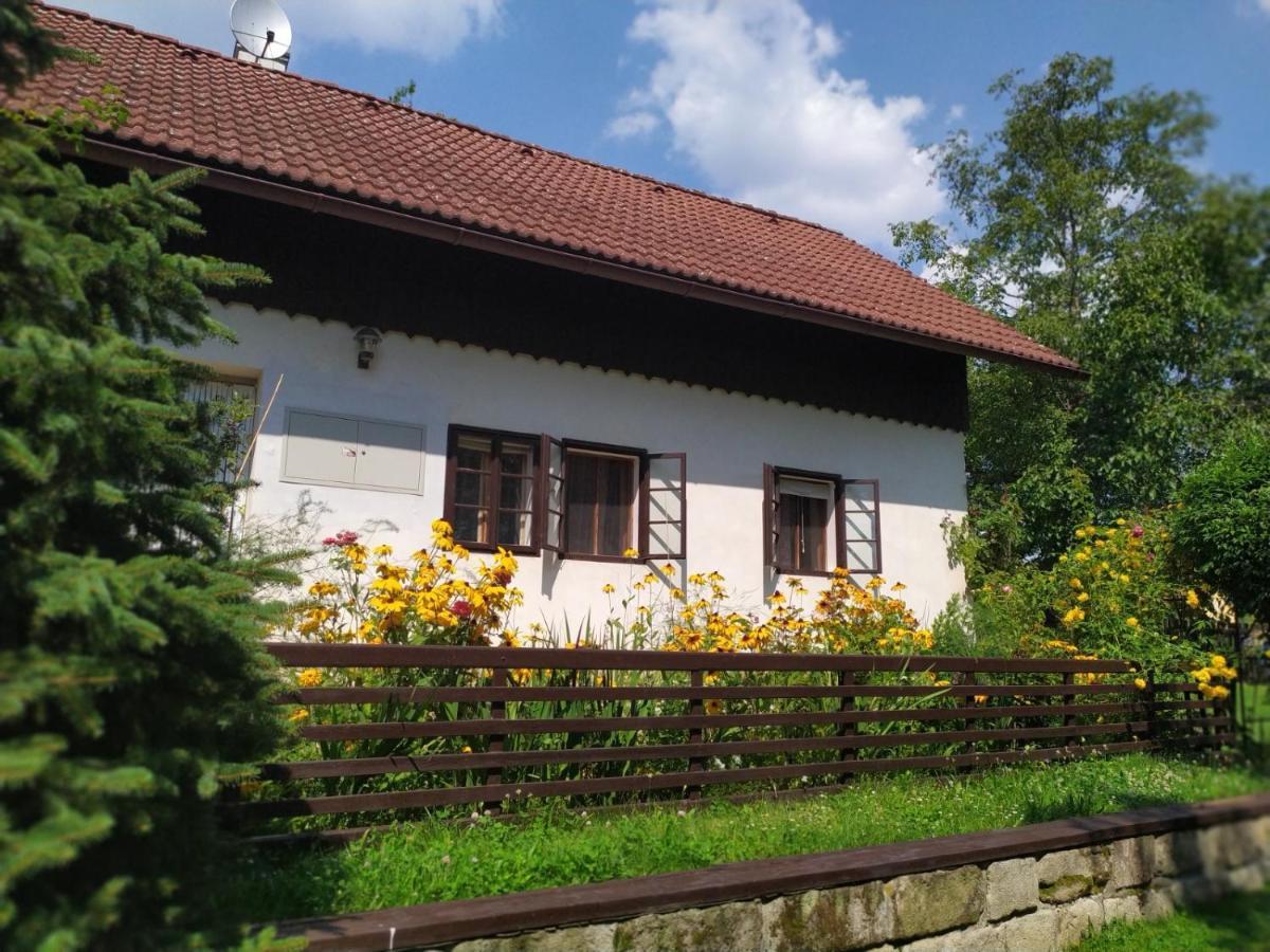 Ubytovani V Ceskem Raji Hotel Holin ภายนอก รูปภาพ