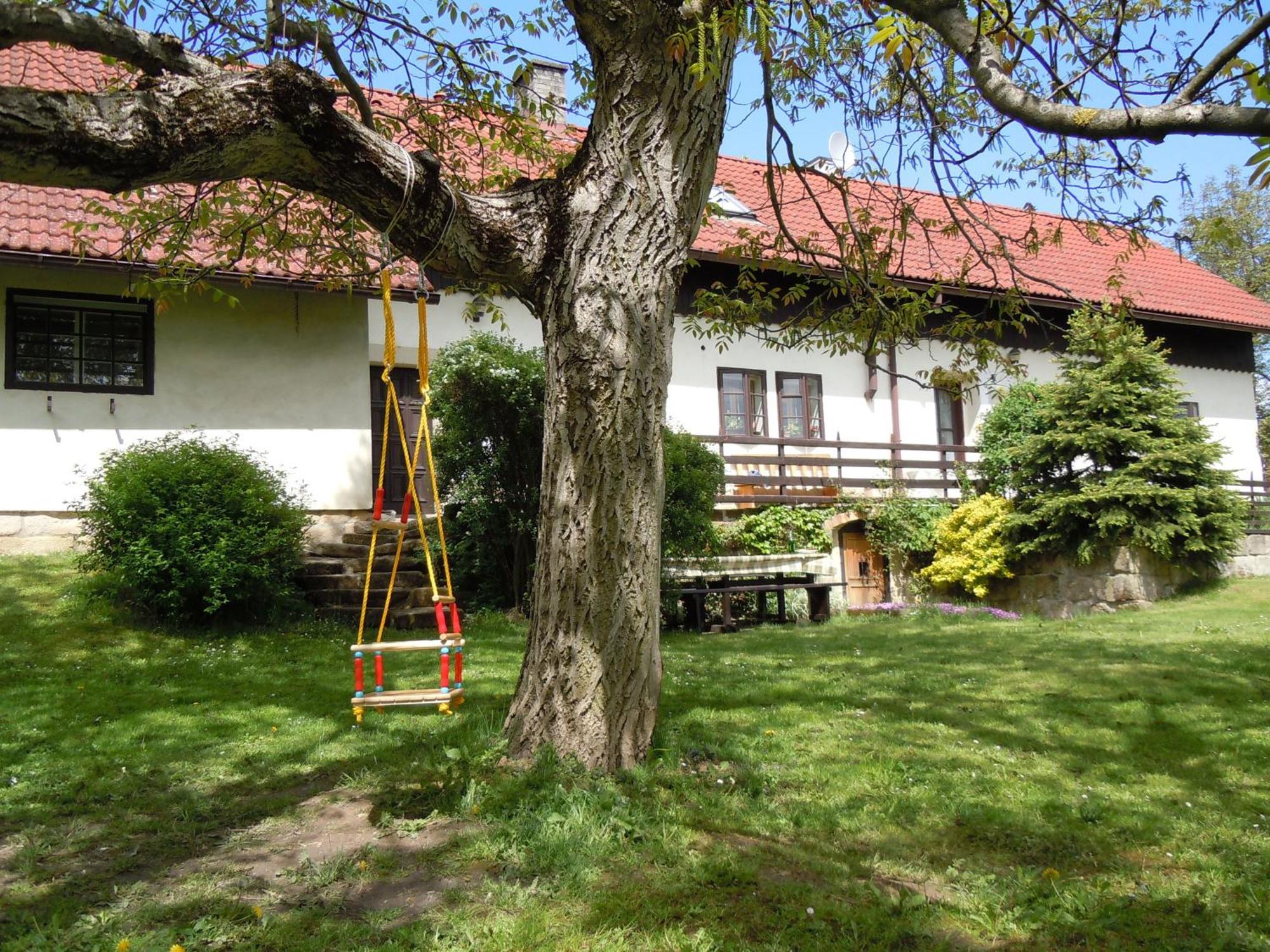 Ubytovani V Ceskem Raji Hotel Holin ภายนอก รูปภาพ