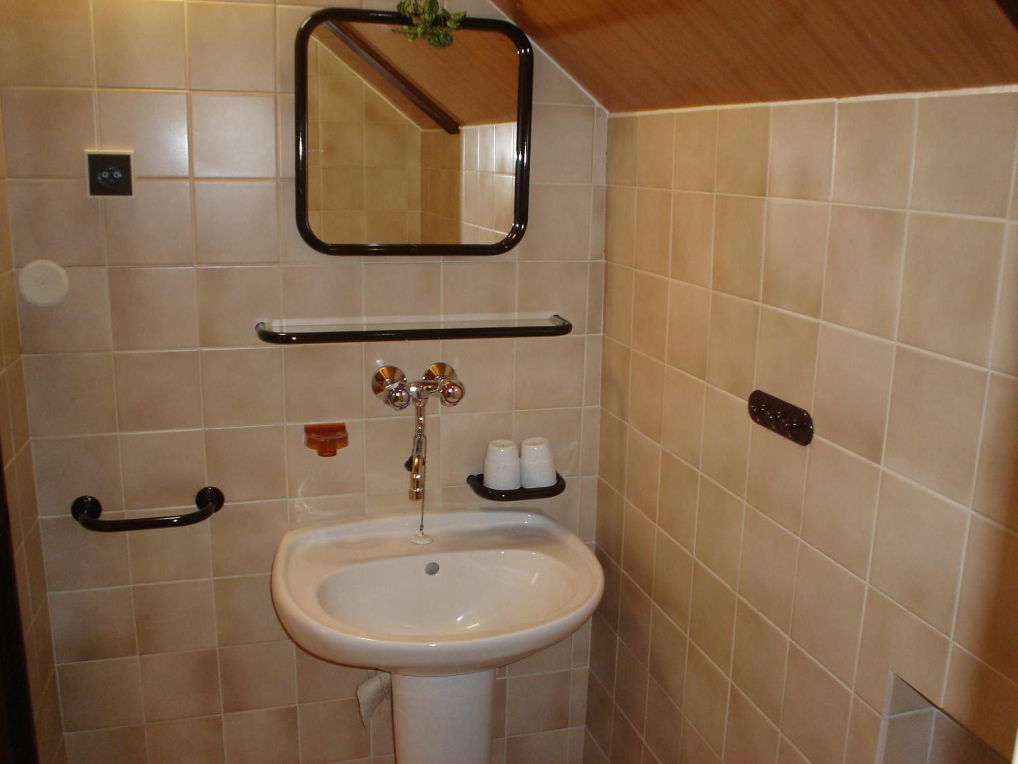 Ubytovani V Ceskem Raji Hotel Holin ภายนอก รูปภาพ