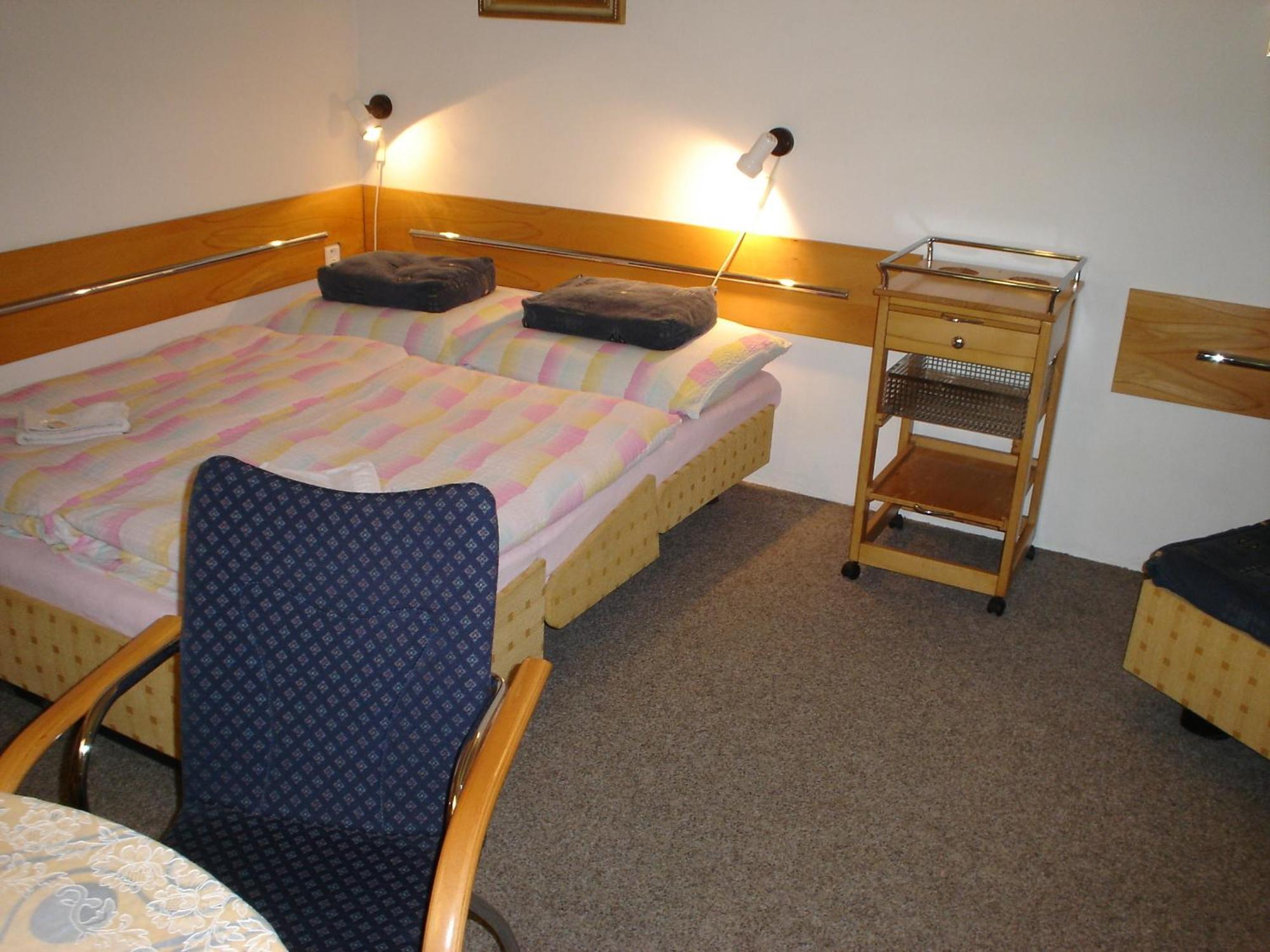 Ubytovani V Ceskem Raji Hotel Holin ภายนอก รูปภาพ